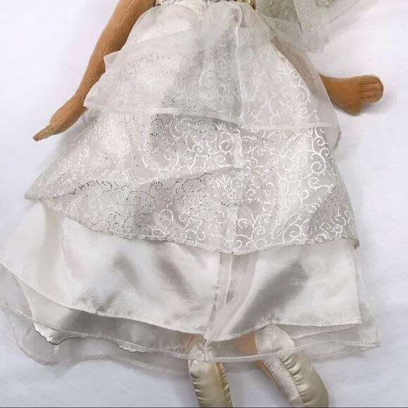 PLAY WONDER Bride 18” Plush Play Doll Wedding Dress - Picture 6 of 10
